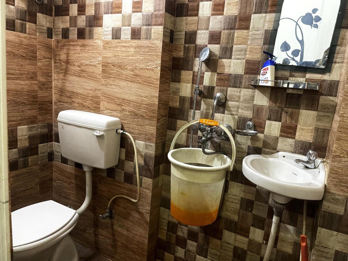 Shri Guest House Varanasi Ngoại thất bức ảnh