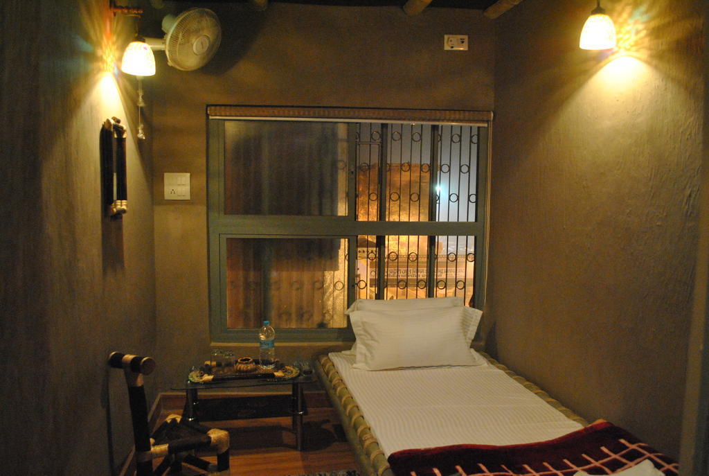 Shri Guest House Varanasi Phòng bức ảnh