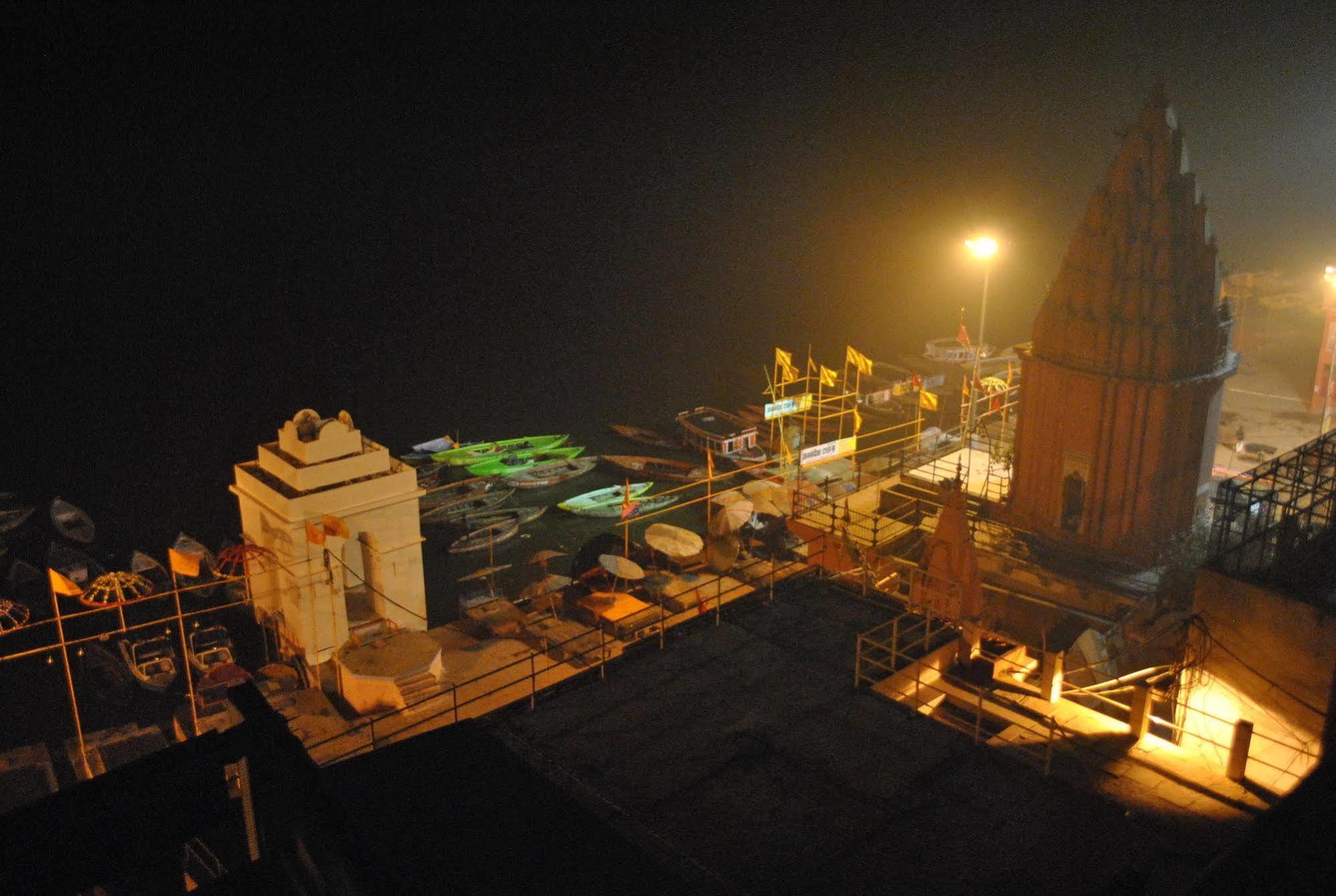 Shri Guest House Varanasi Ngoại thất bức ảnh