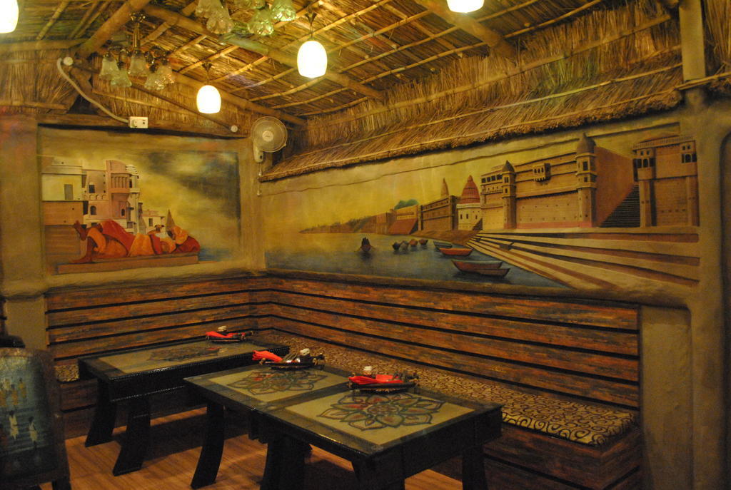 Shri Guest House Varanasi Ngoại thất bức ảnh